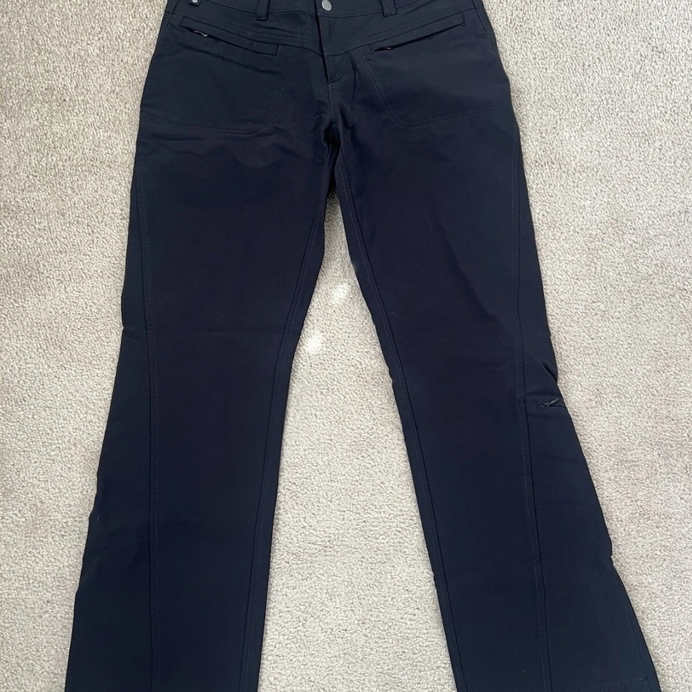 Athleta Womens Soft Shell Ski Snow Pants Sz 8 Black. Low Rise